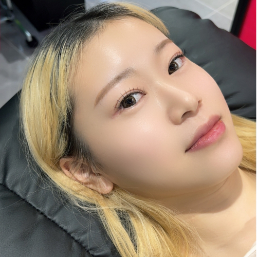 SNSで話題★【パリジェンヌラッシュリフトorまつげパーマ】￥7700